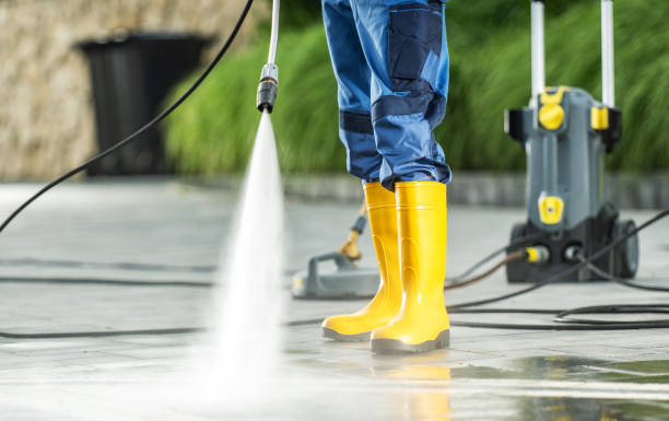 Best Concrete Pressure Washing  in Marina, CA
